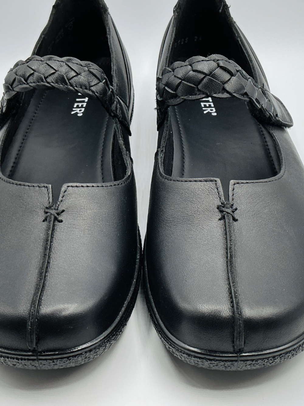 Hotter SHAKE Mary Jane Flats Women Size 11 Wide Black Leather England Shoes Goth - Picture 3 of 15